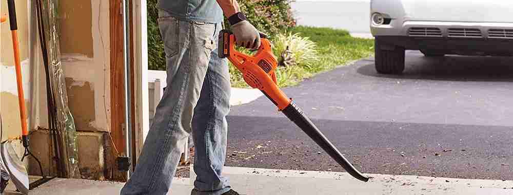 Black & Decker 20V Leaf Blower and Sweeper