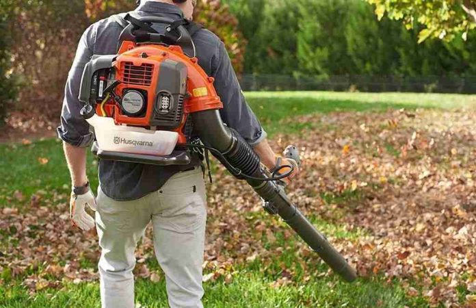 Husqvarna Backpack Blower 130BT