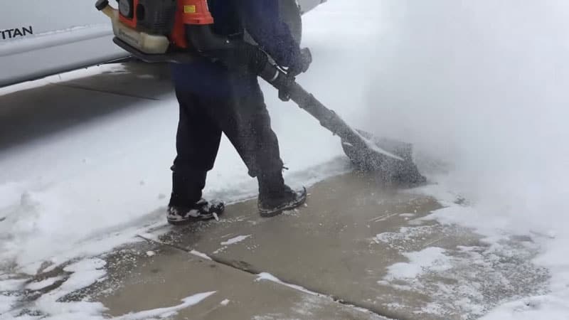 Can I Use A Leaf Blower To Clear Light Snow?