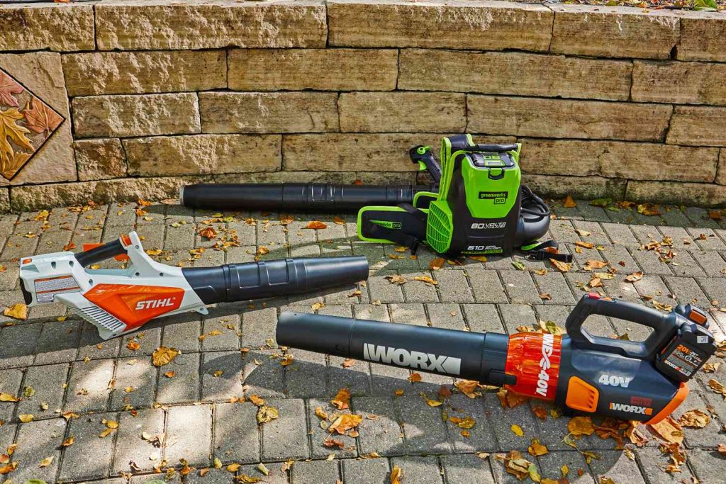 Is It Better To Get A Leaf Blower Or Vacuum?