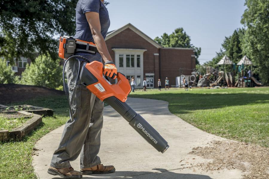 Are Cordless Leaf Blowers As Powerful As Corded Ones?