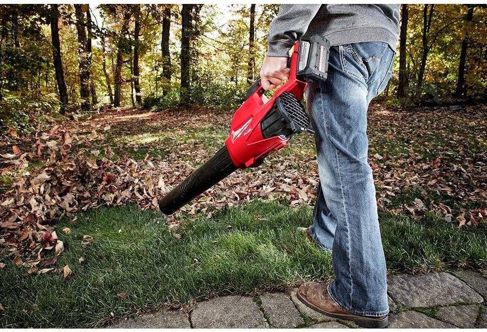 Milwaukee M18 FUEL 120 MPH 450 CFM 18-Volt Lithium Ion Brushless Cordless Handheld Blower (Battery Sold Separately)